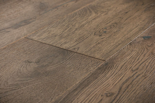 Plateau Collection - Brushed Oak Bristle